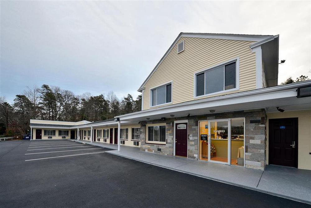 Americas Best Value Inn Providence-North Scituate Екстериор снимка